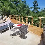 Apartament Mit Zwei Schlafzimmer Und Pool Und Jacuzzi Lovran
