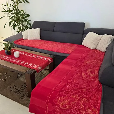 Appartement Mit Zwei Schlafzimmer Und Pool Und Jacuzzi *
