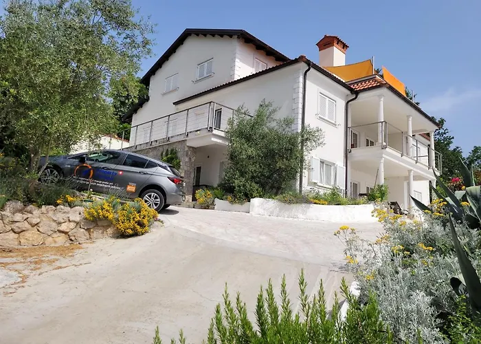 Mit Pool Kroatien Mit Meerblick Und Pool Apartament Lovran