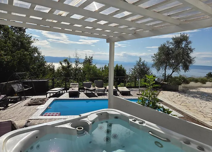 Apartament Mit Pool Kroatien Mit Meerblick Und Pool *