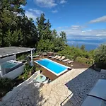 Mit Zwei Schlafzimmer Und Pool Und Jacuzzi Lovran