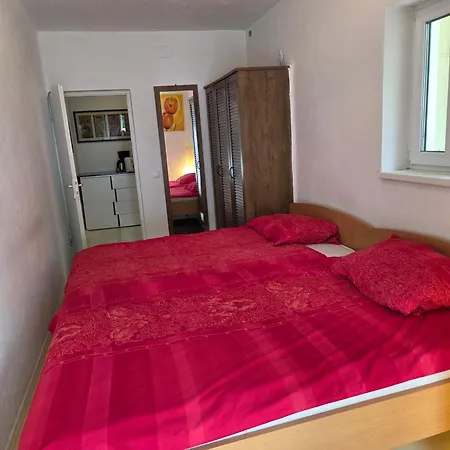 Appartement Mit Zwei Schlafzimmer Und Pool Und Jacuzzi *