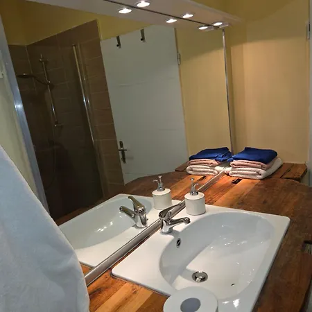 Mit Zwei Schlafzimmer Und Pool Und Jacuzzi Apartmán Lovran