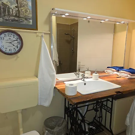 Mit Zwei Schlafzimmer Und Pool Und Jacuzzi Apartment Lovran